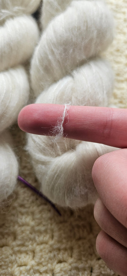 Ufarvet CashSilk Lace