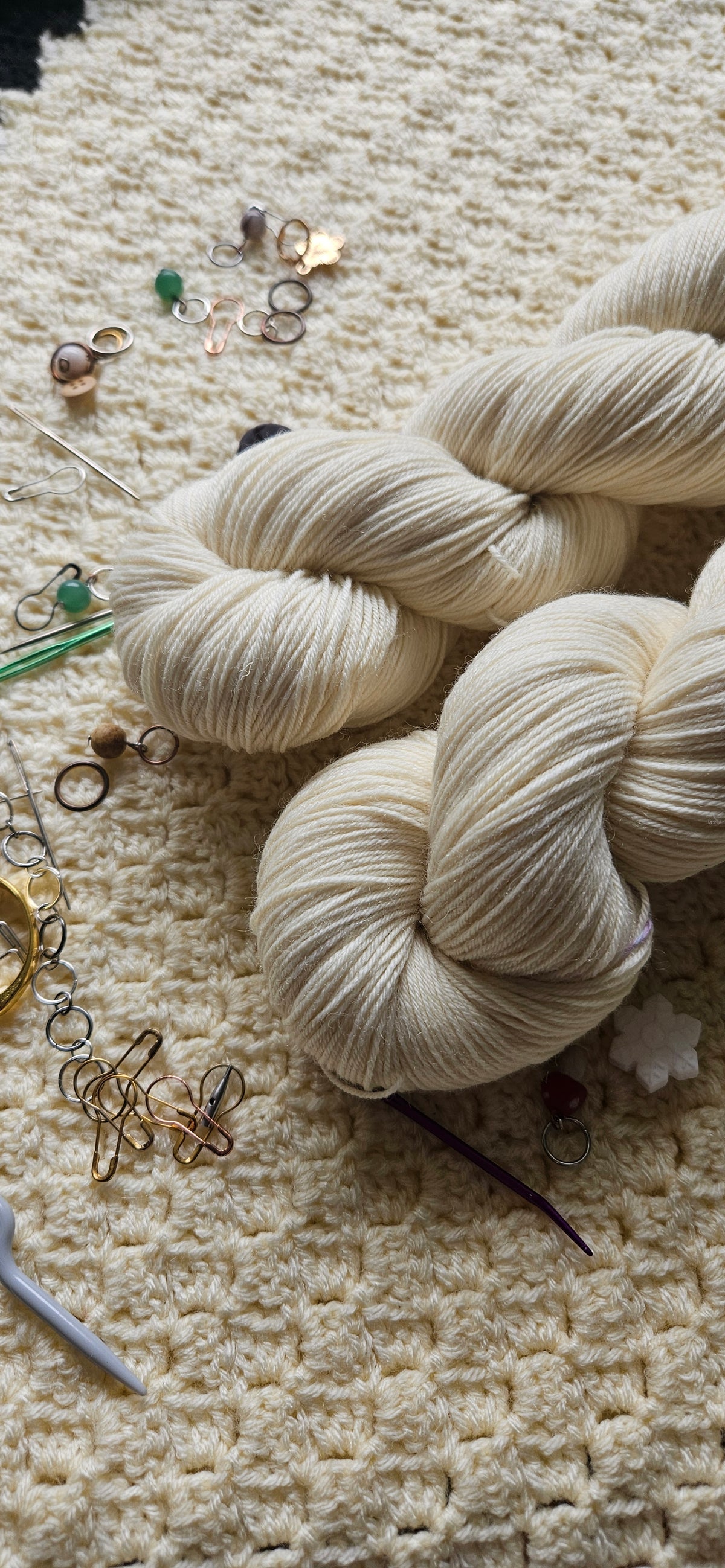Undyed BFL Sock