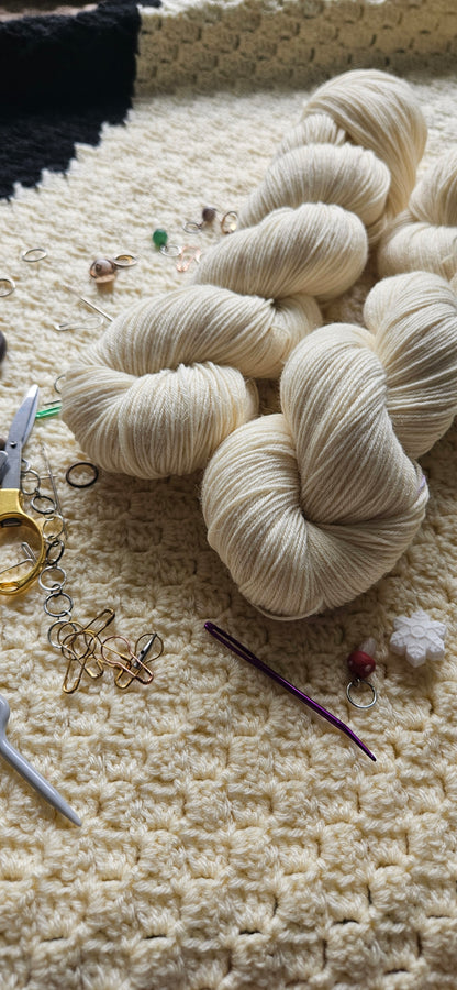 Undyed BFL Sock