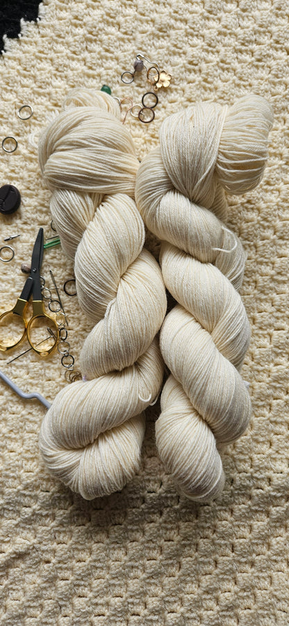 Undyed BFL Sock